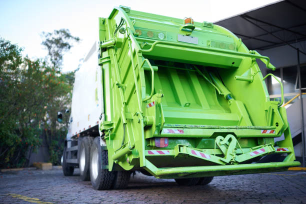 Best Estate Cleanout Services  in Lynwood, CA